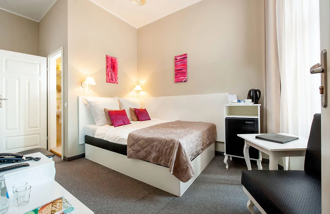 Leone Aparthotel-1